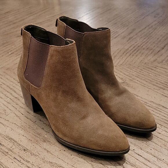 Dark green brown ankle booties size 7 1/2 Anne Klein - Picture 9 of 9